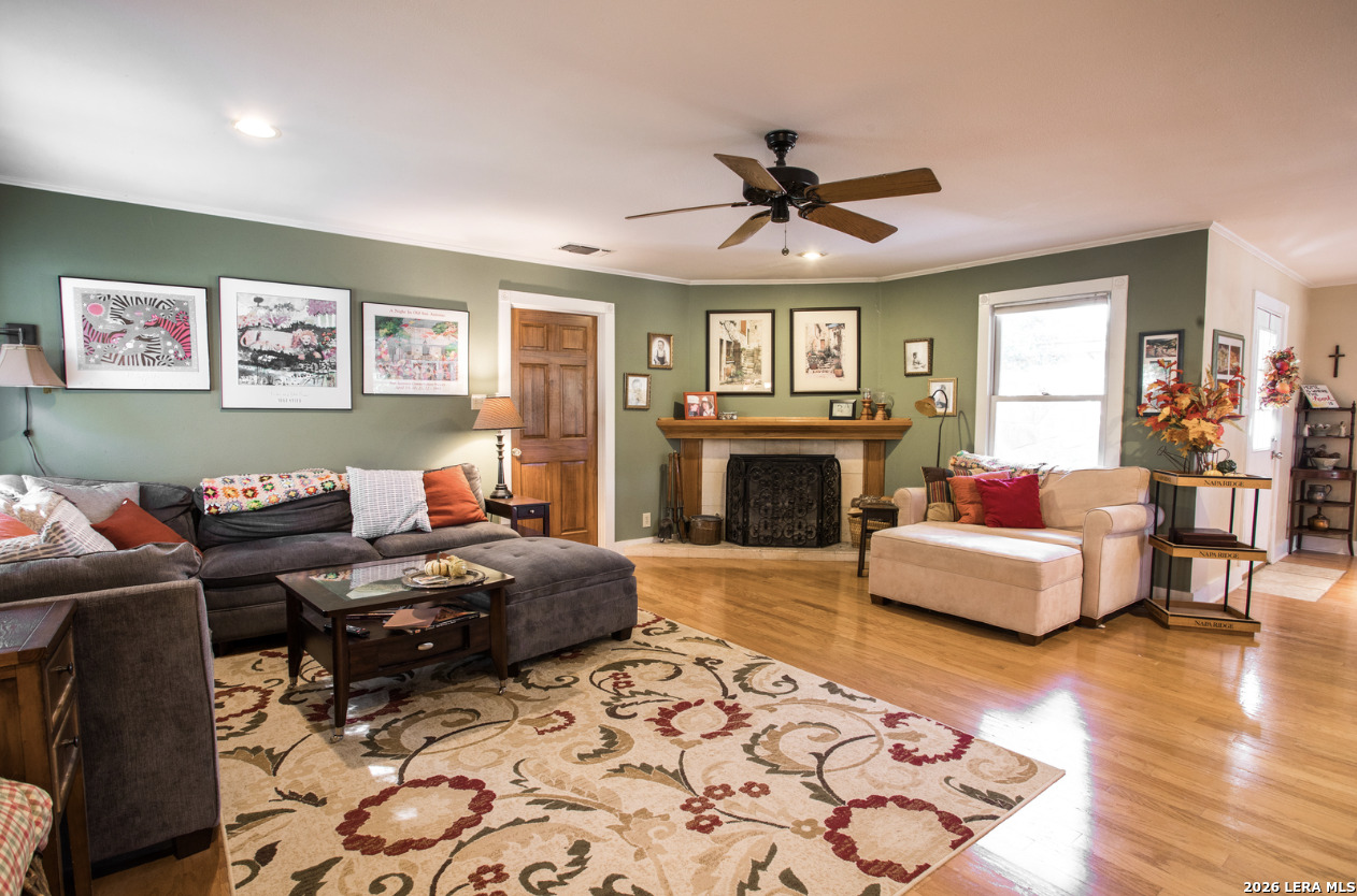main property photo 25