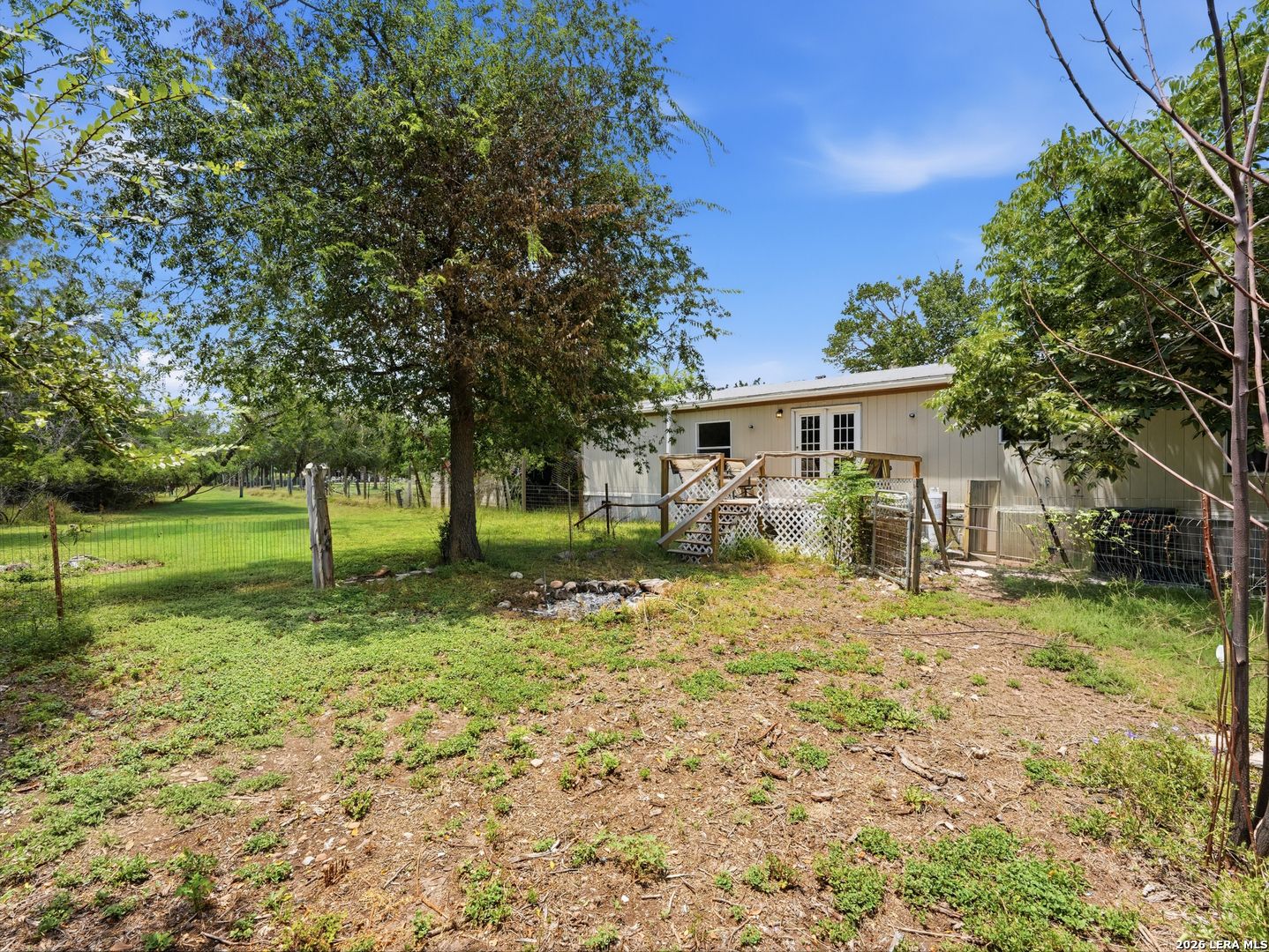 main property photo 29