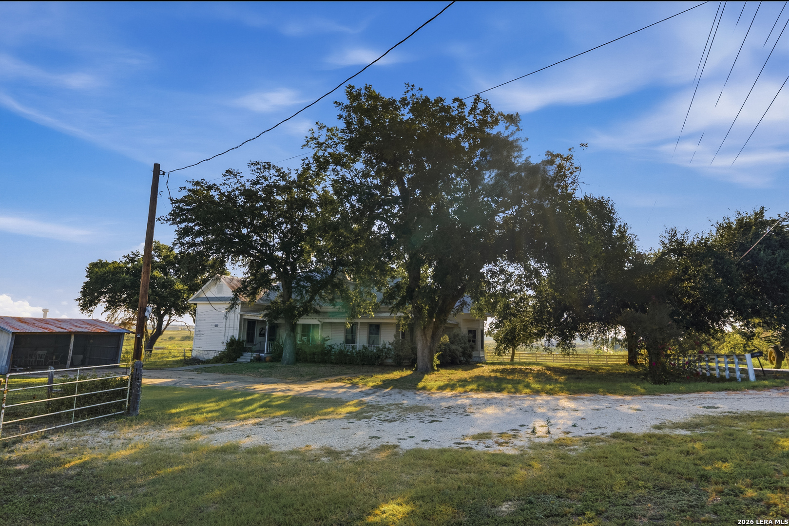 main property photo 10