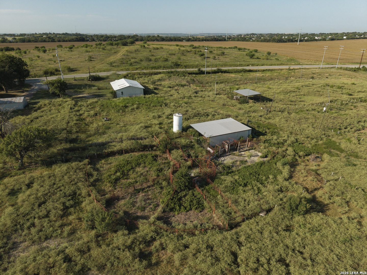 main property photo 7