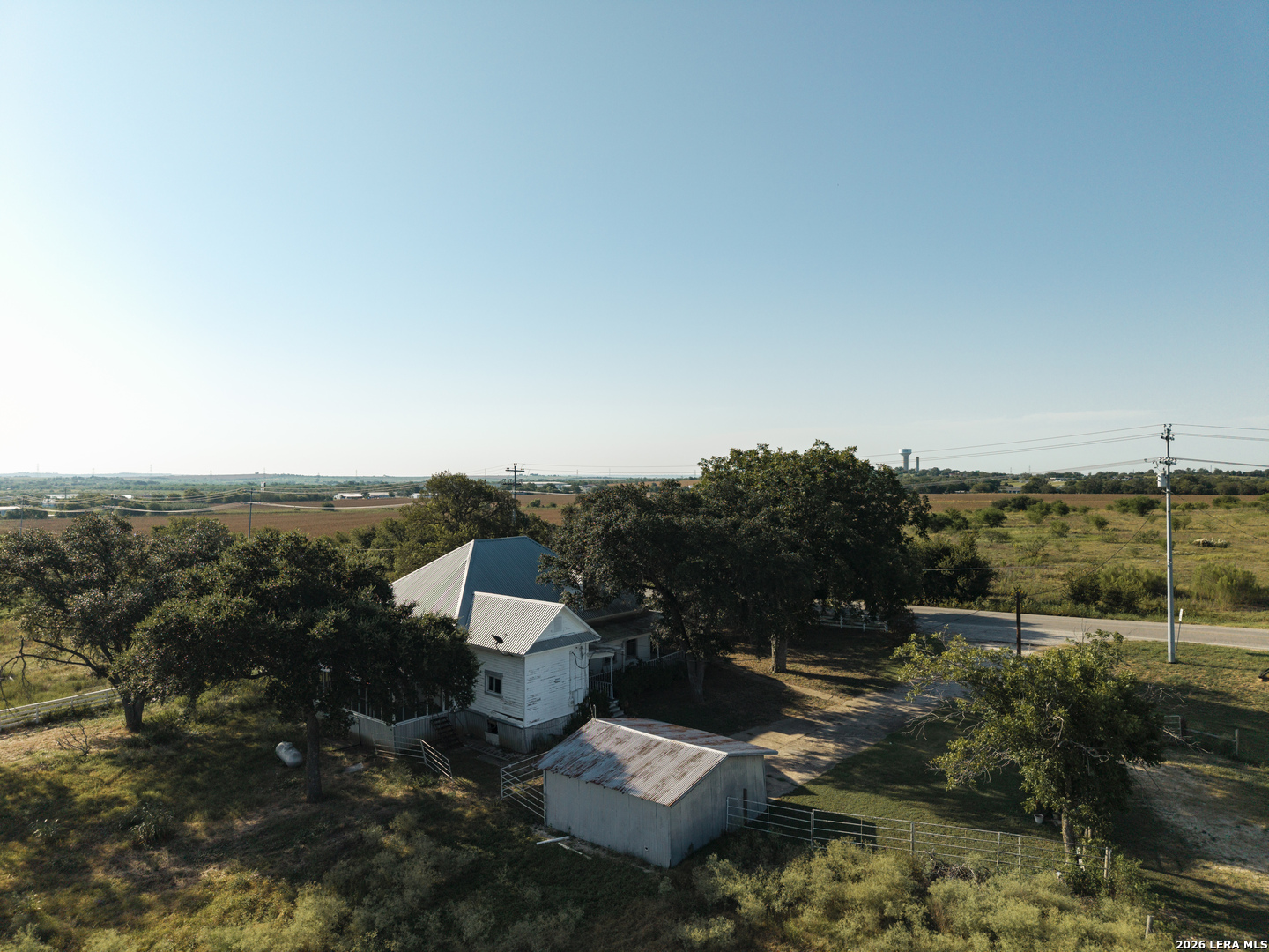main property photo 8