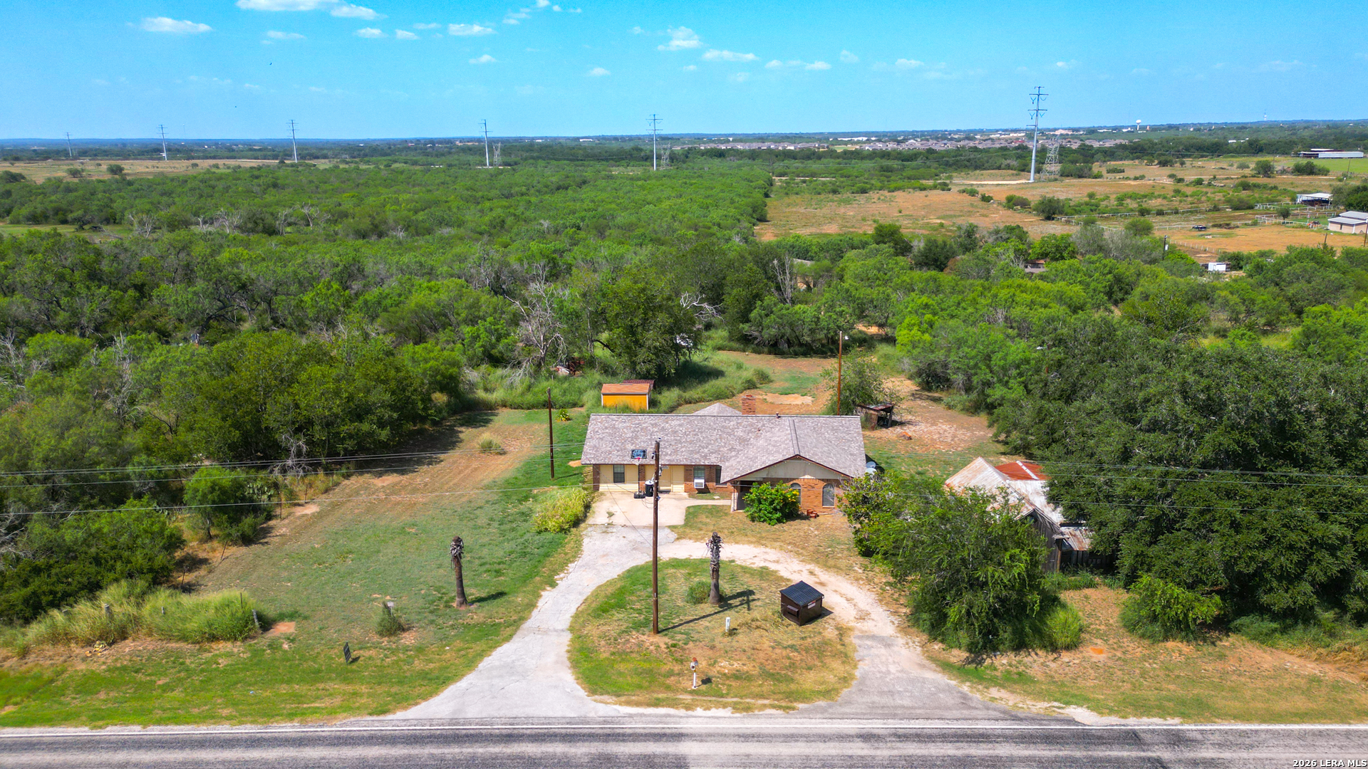 main property photo 3
