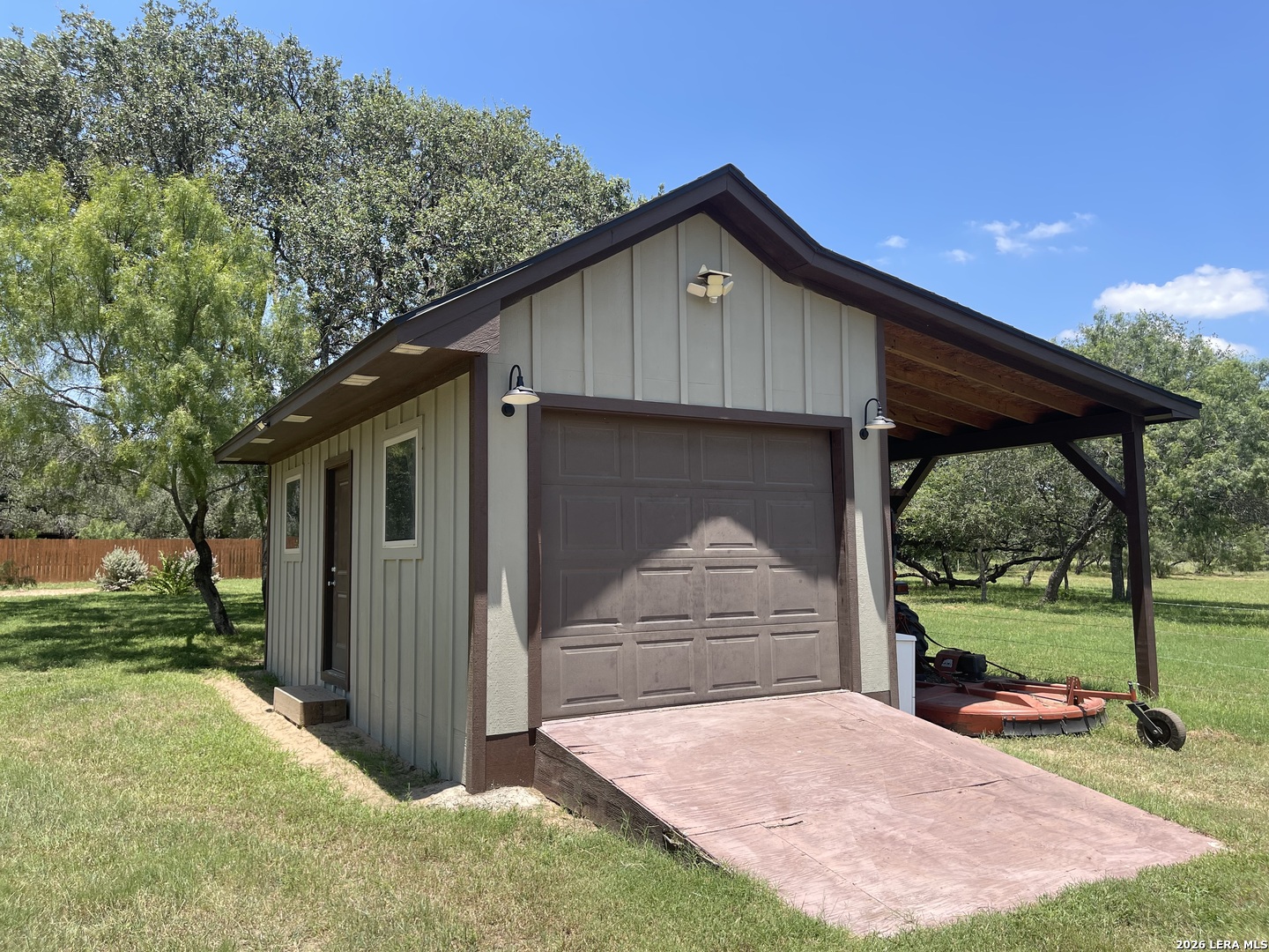 main property photo 68