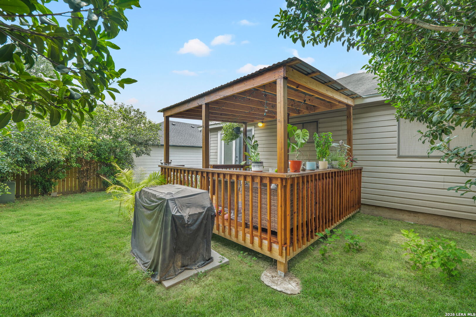 main property photo 20