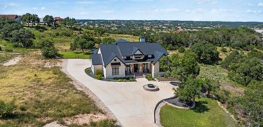 image of property with 4 Bed | 5 Bath | 3,808 Sqft