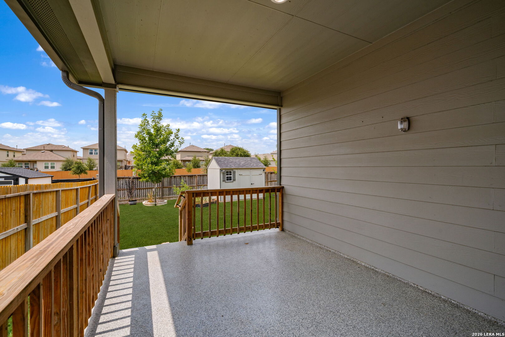 main property photo 32