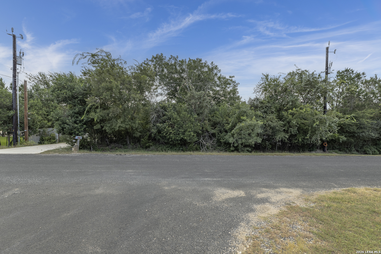 main property photo 9