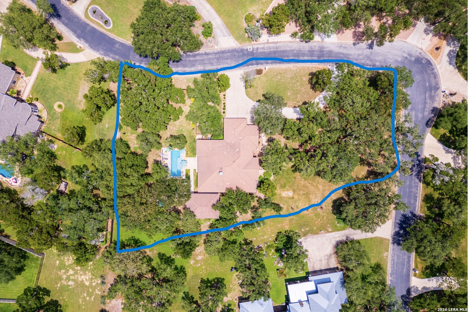 main property photo 29