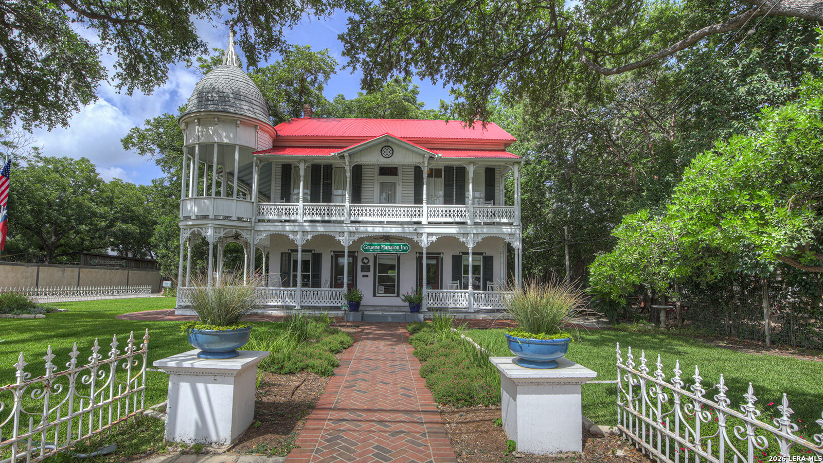 main property photo 19