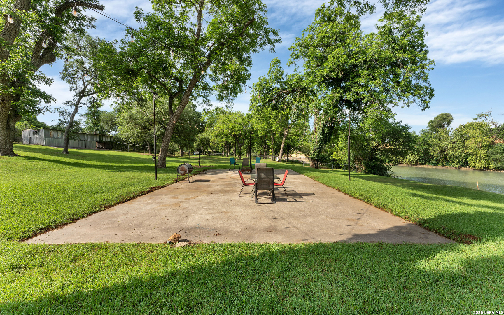 main property photo 17
