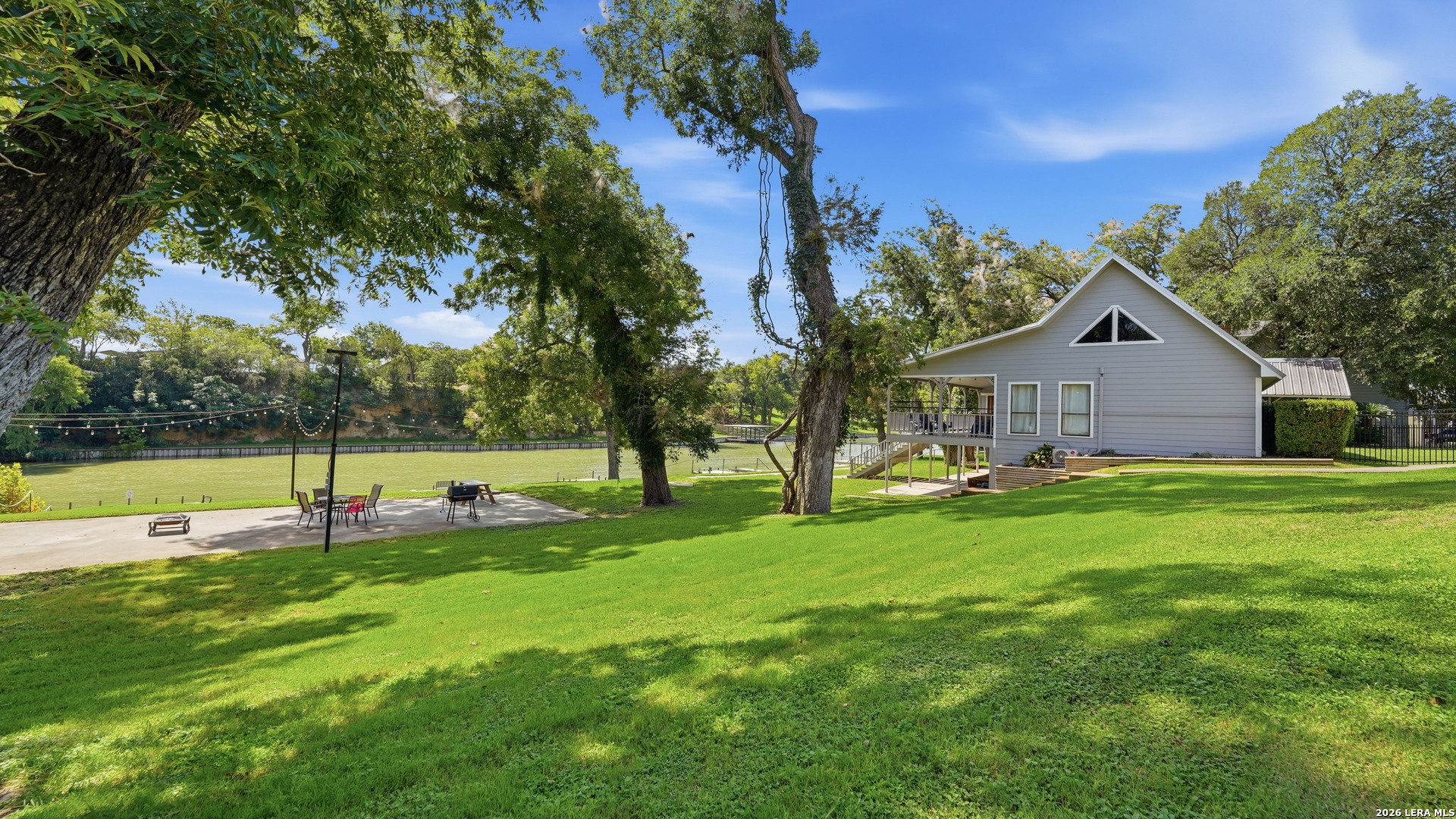 main property photo 38