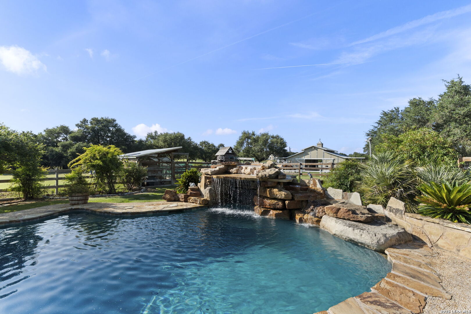 main property photo 35