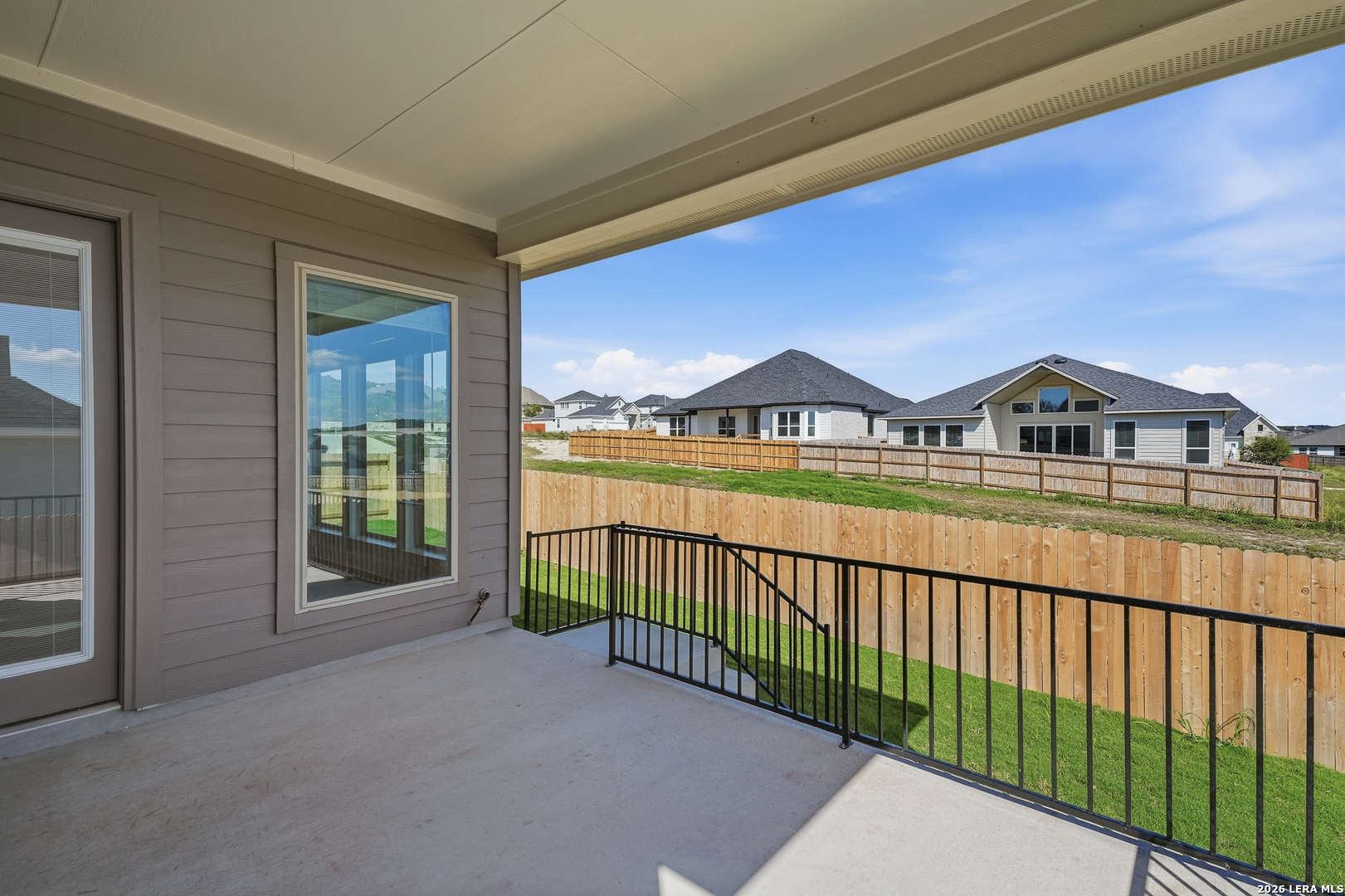 main property photo 45