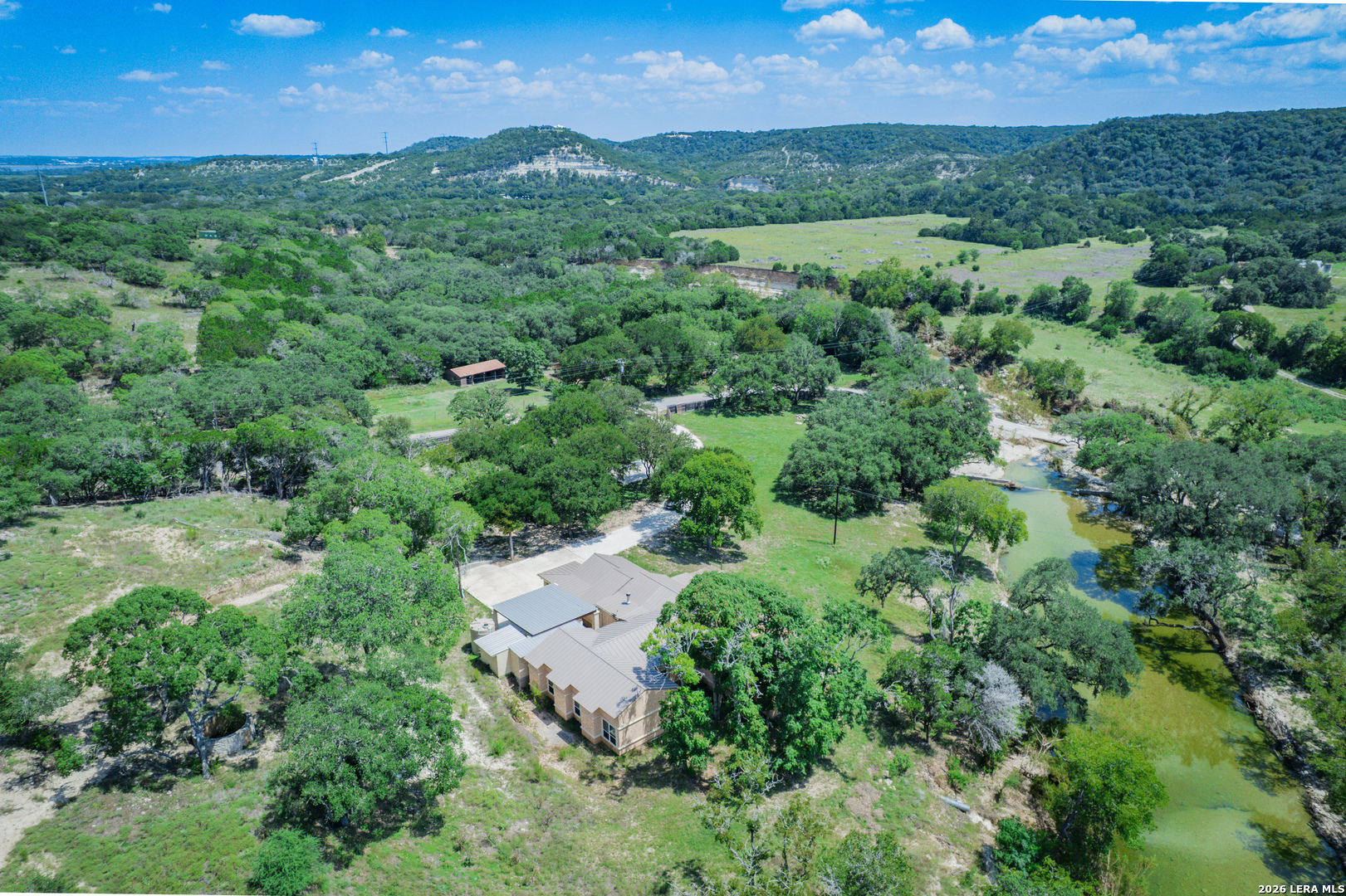 main property photo 10