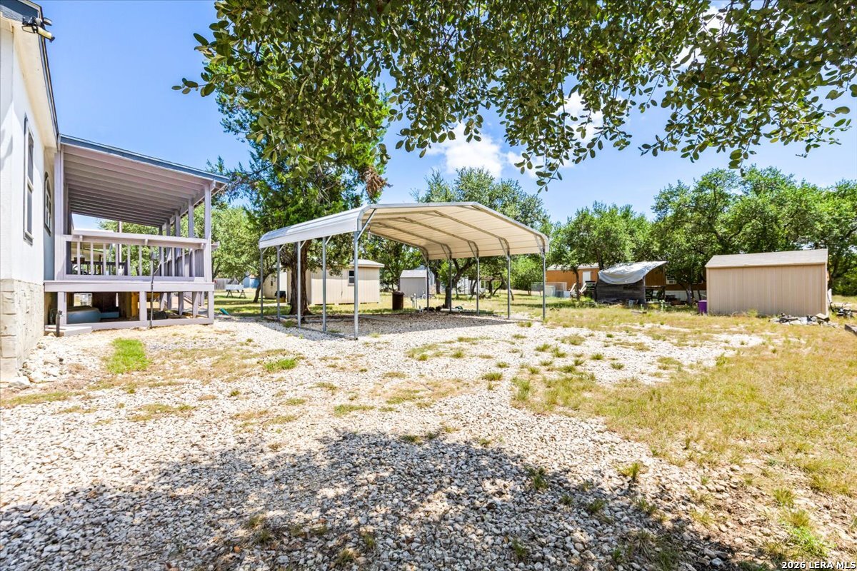 main property photo 28