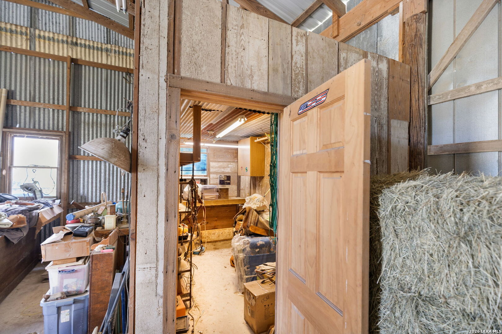 main property photo 30