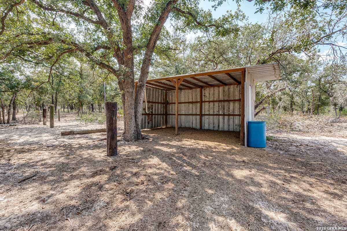 main property photo 29