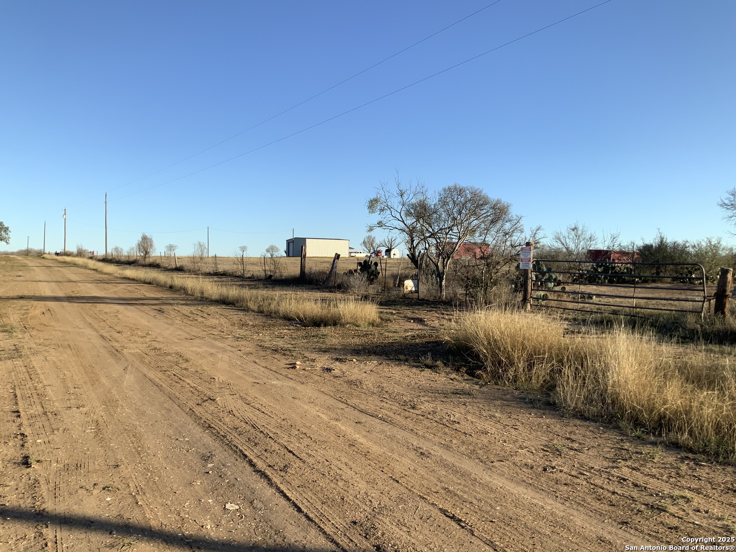main property photo 2