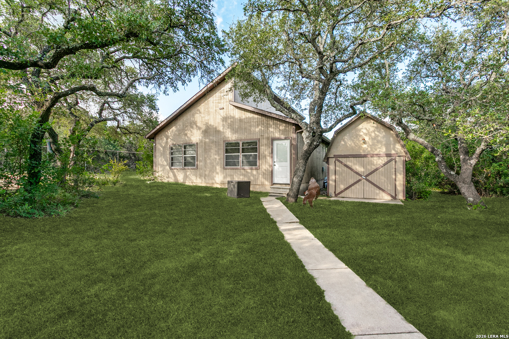 main property photo 8