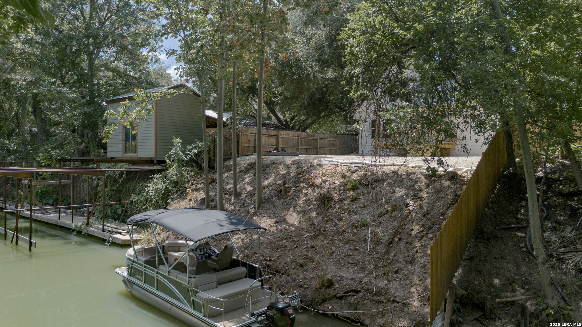 main property photo 43