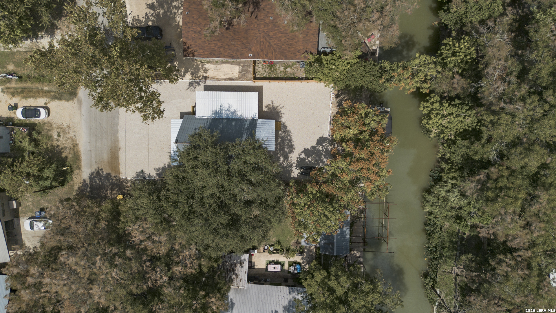 main property photo 44