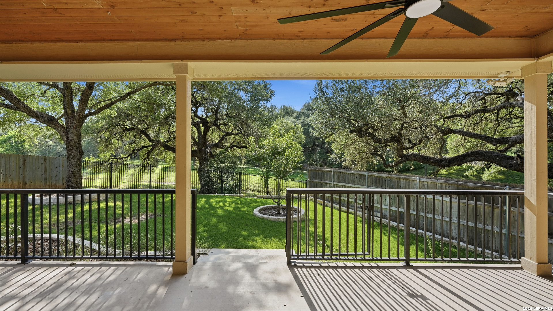 main property photo 14