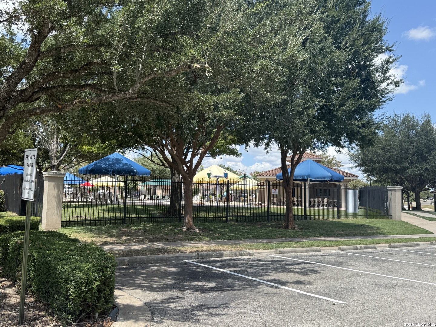 main property photo 31