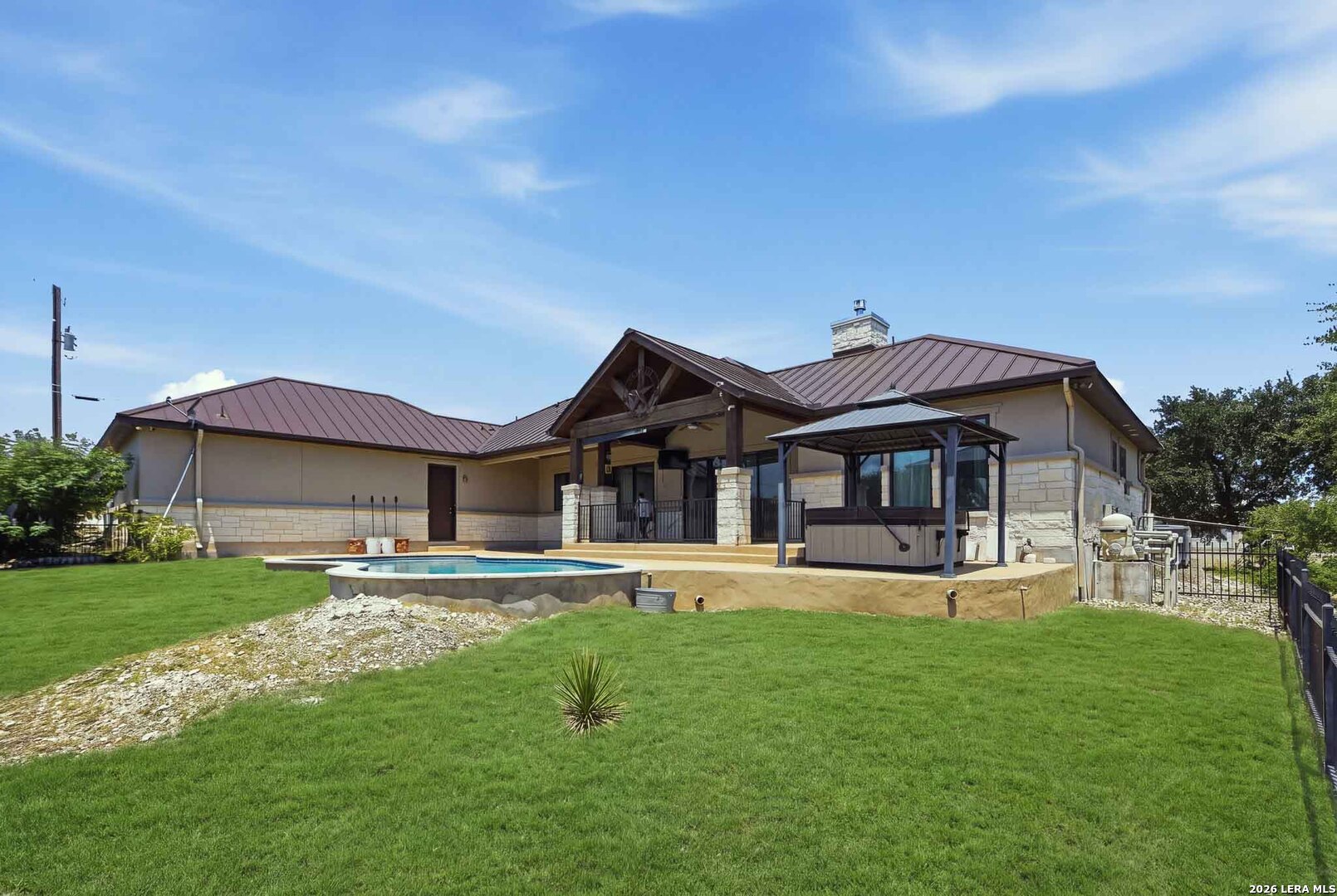 main property photo 43