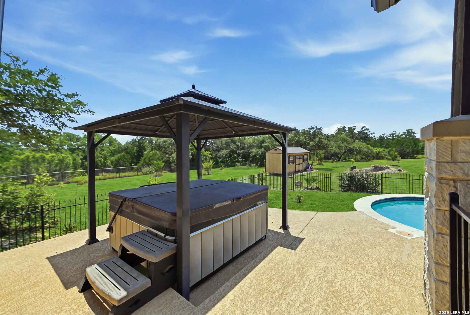 main property photo 47