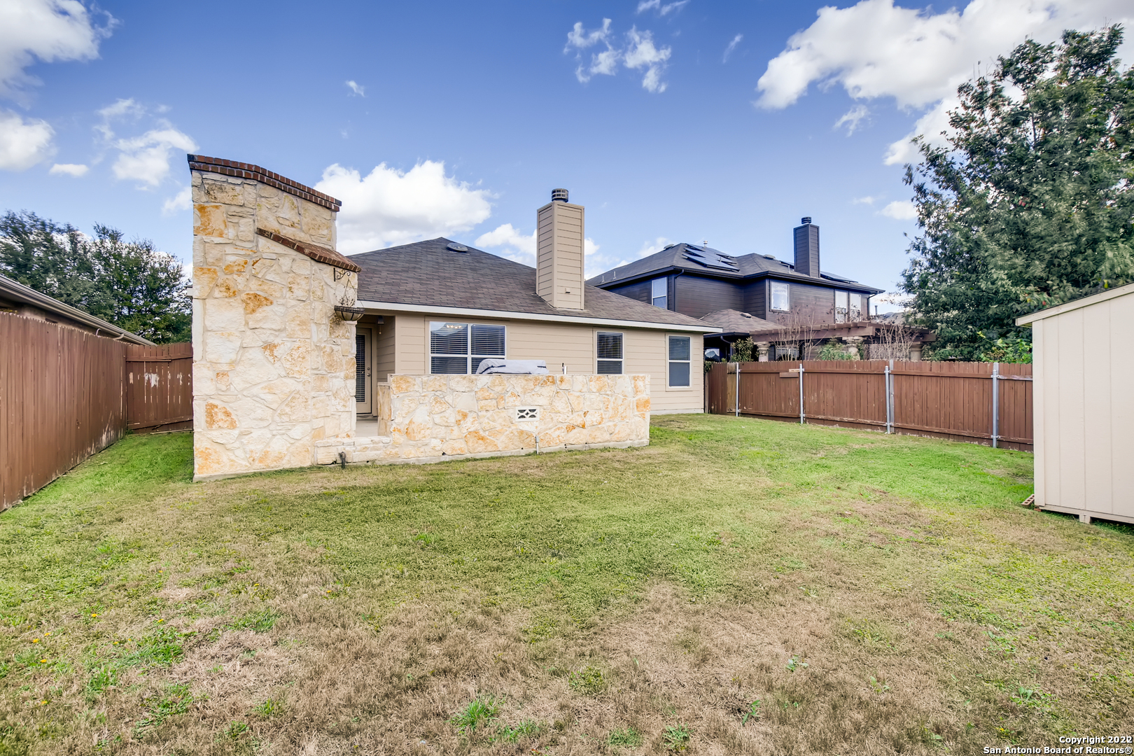 main property photo 24