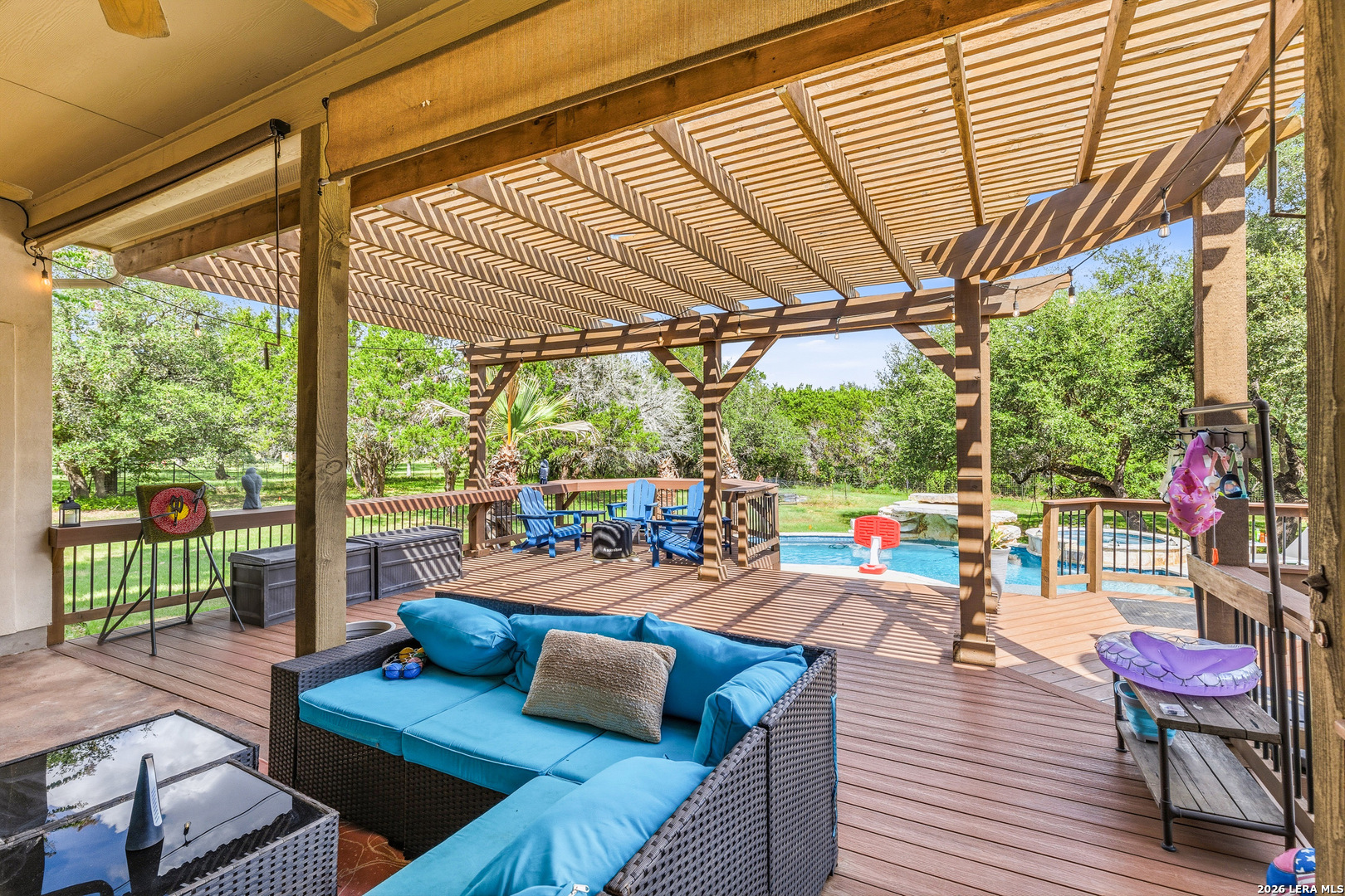 main property photo 39