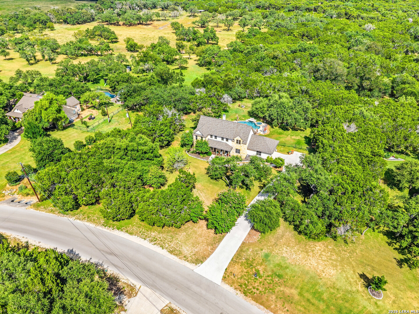 main property photo 45
