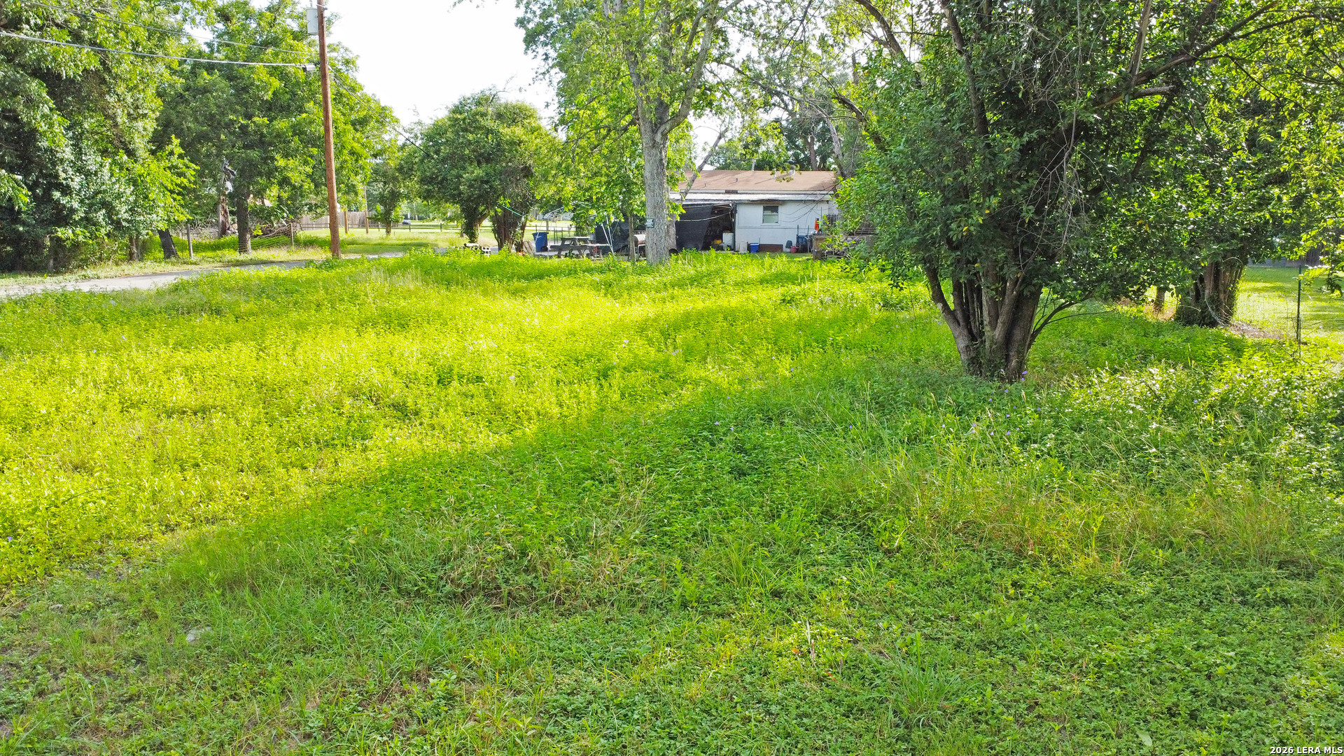 main property photo 3