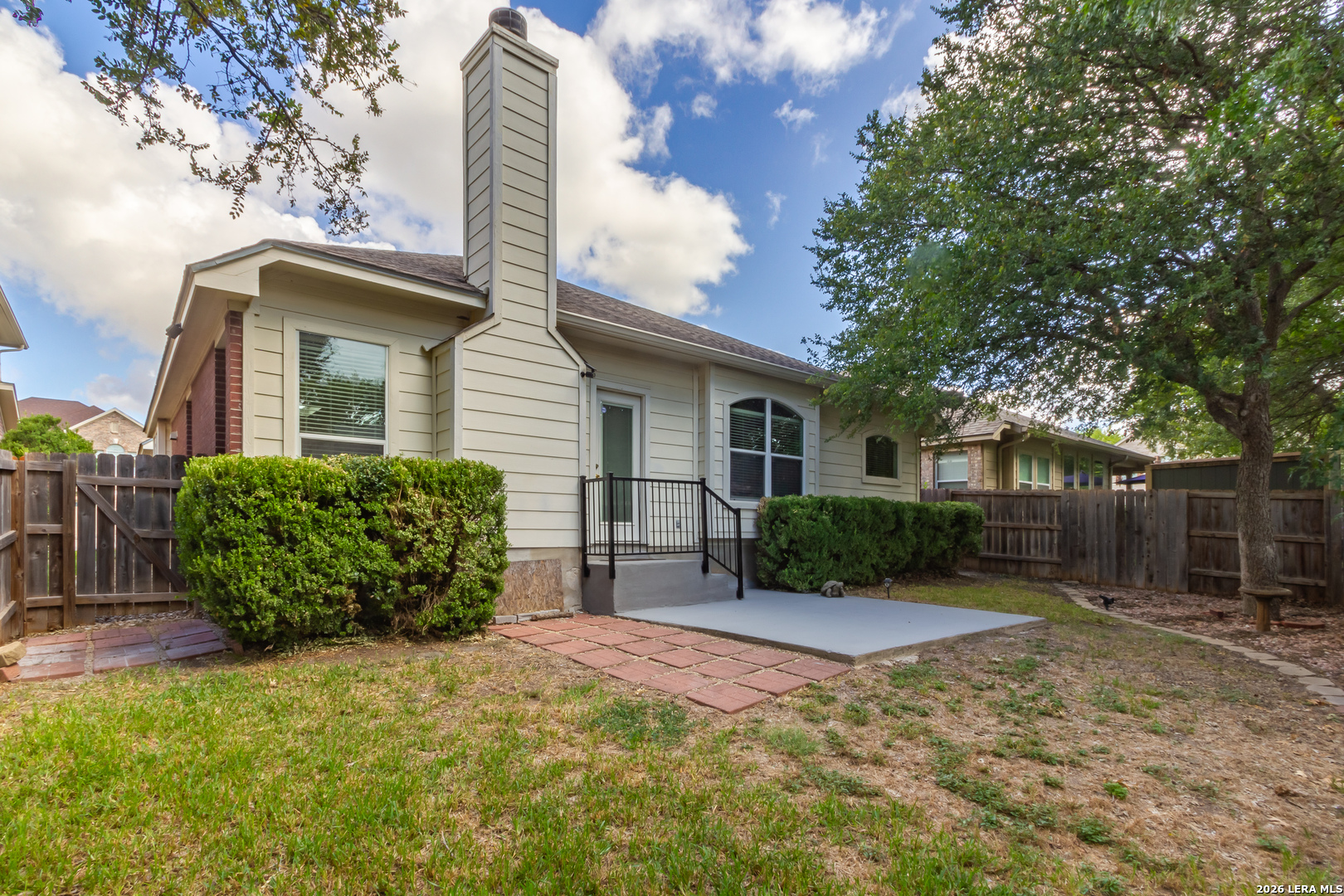main property photo 21