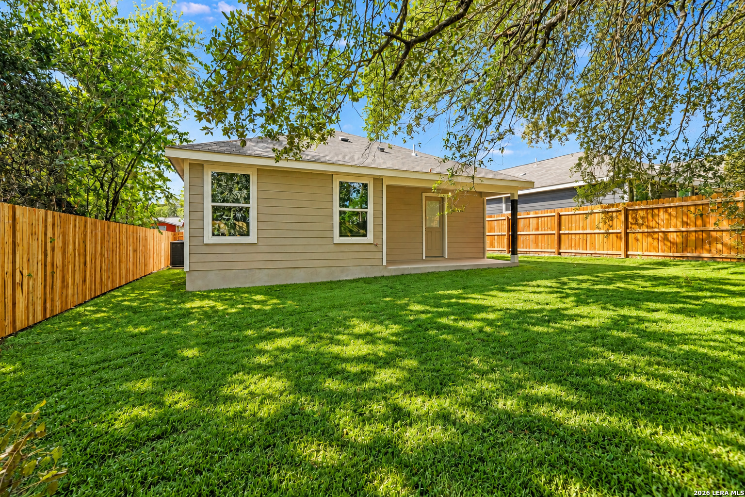 main property photo 29