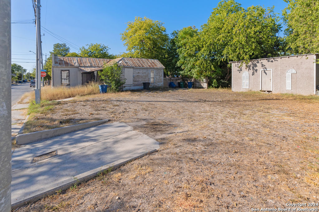 main property photo 5