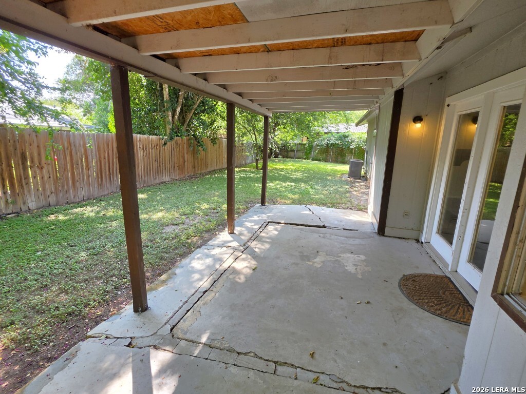 main property photo 17