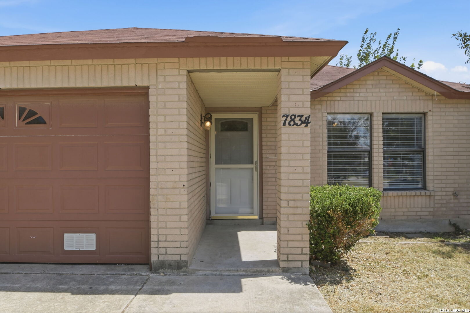 main property photo 22