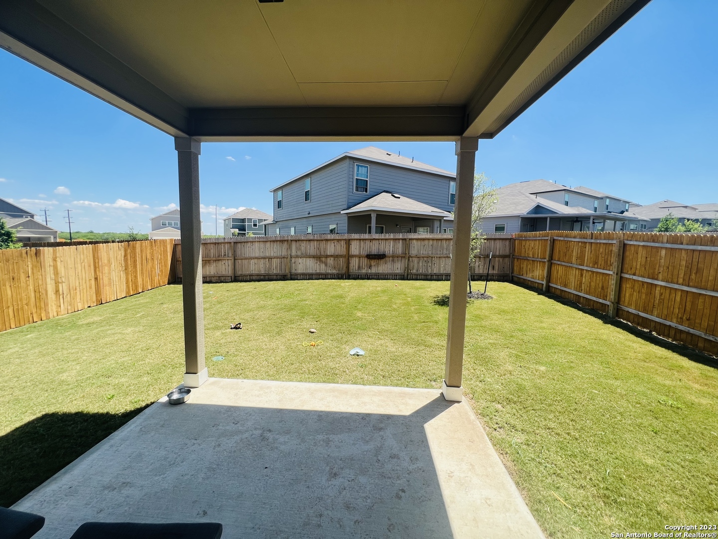 main property photo 20