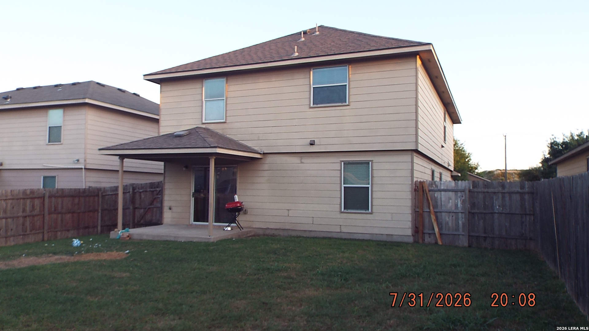 main property photo 16