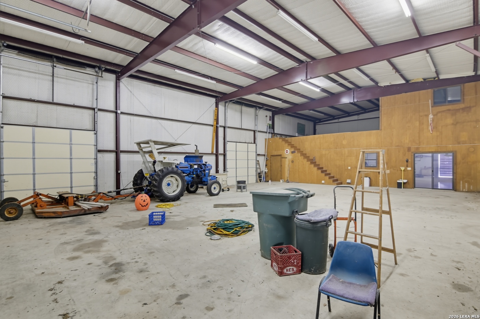 main property photo 24