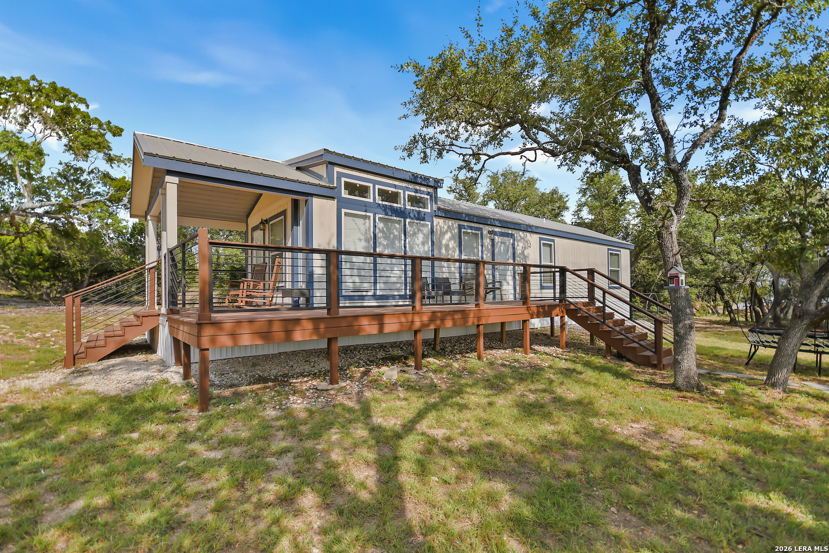 main property photo 39