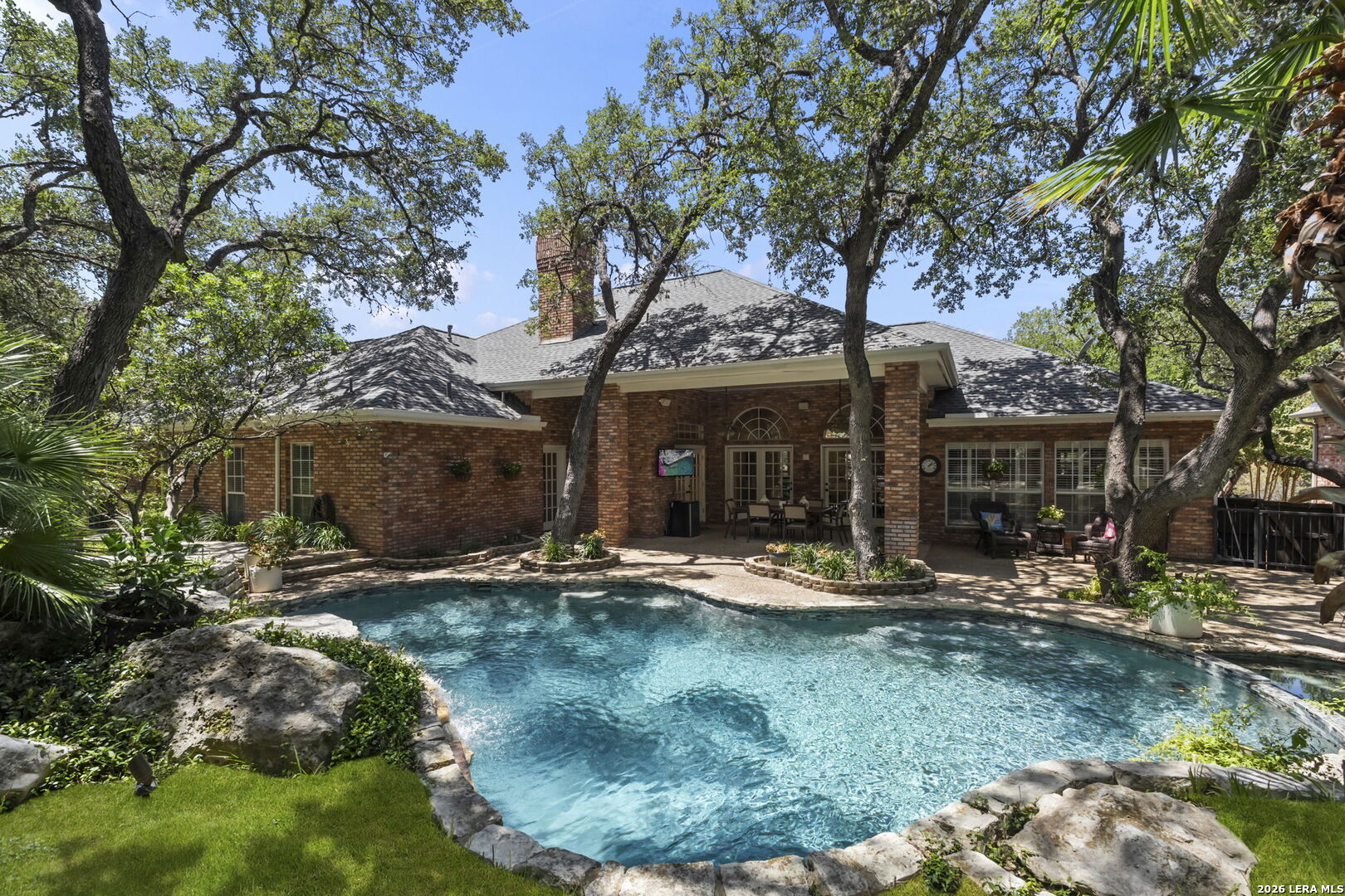 main property photo 39