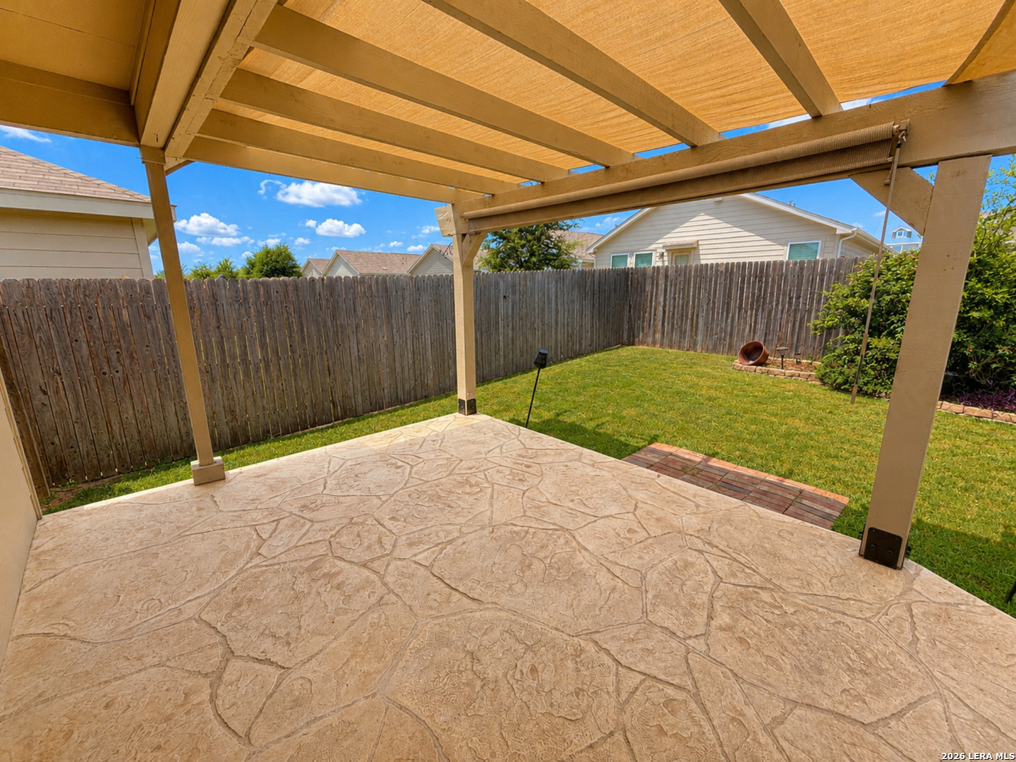 main property photo 16