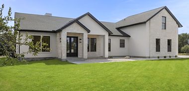 image of property with 4 Bed | 3 Bath | 2,818 Sqft