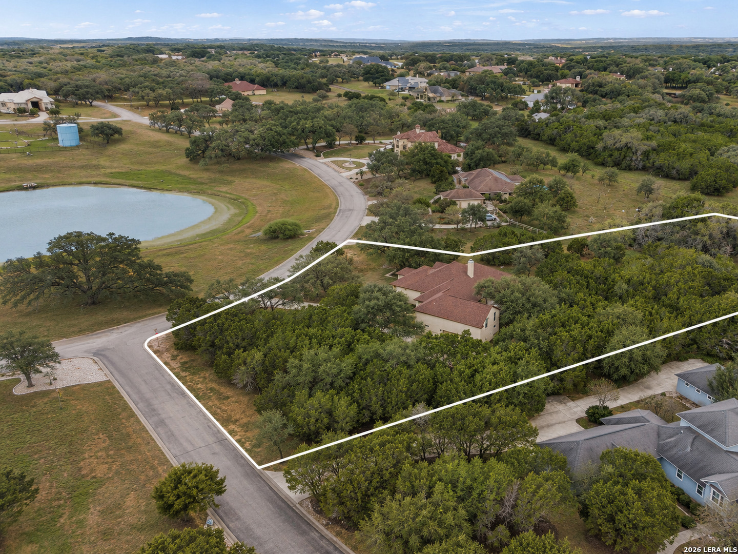 main property photo 50