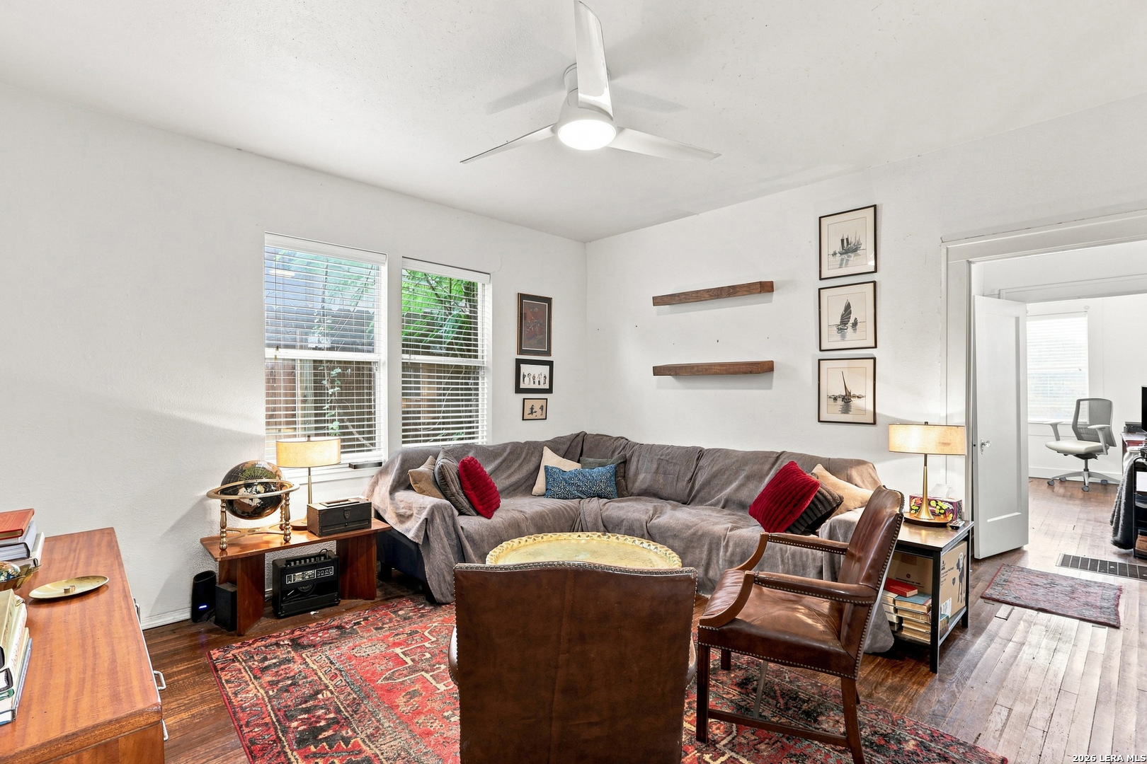 main property photo 19