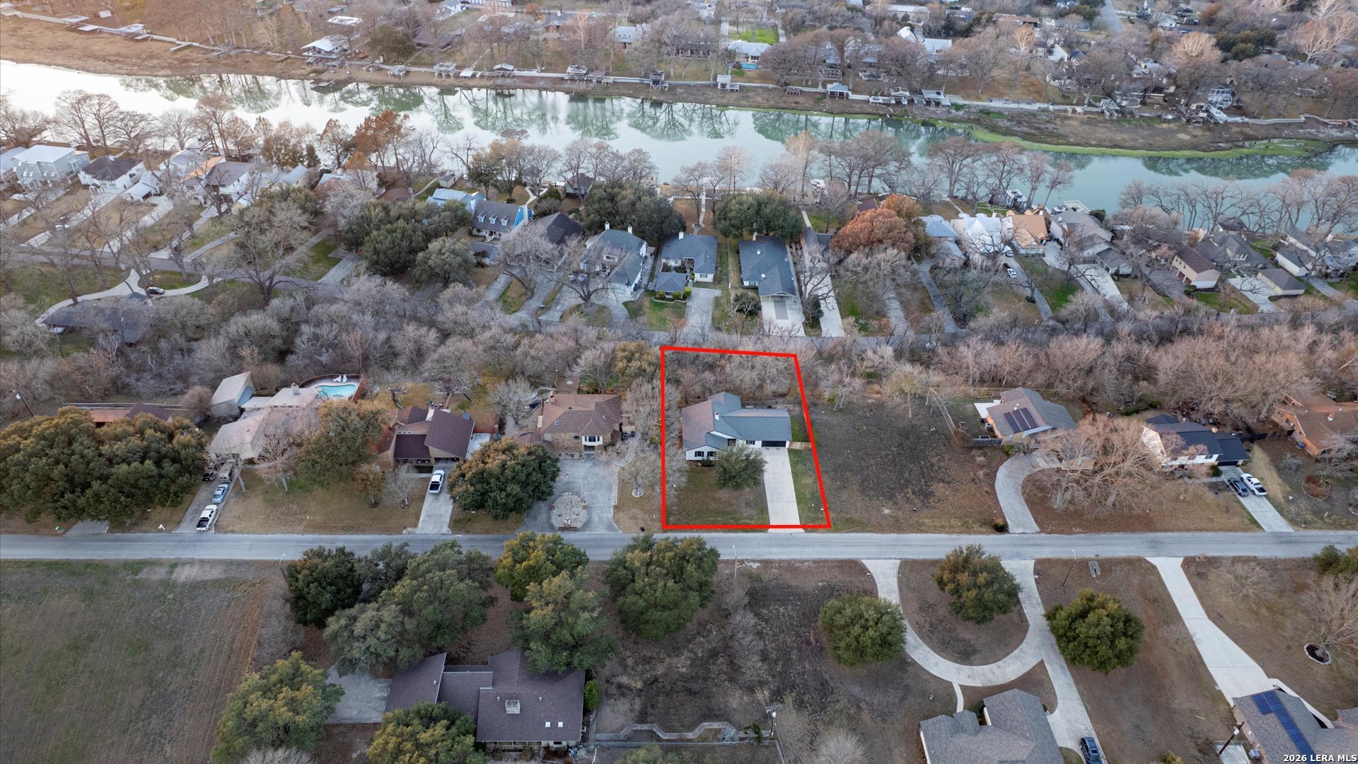 main property photo 24