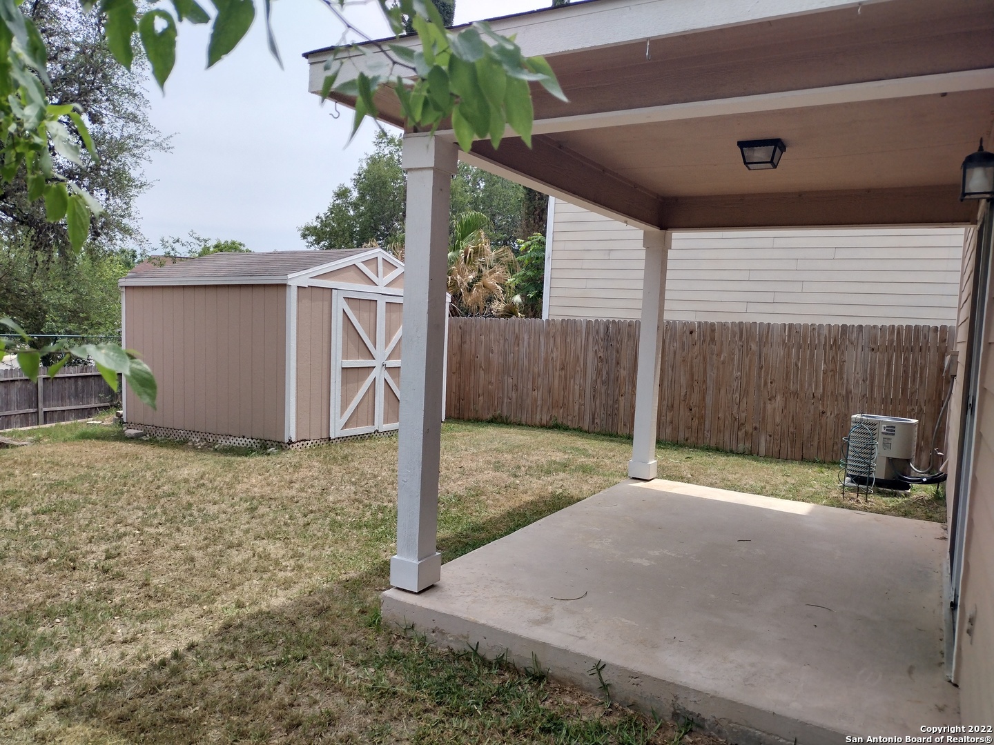 main property photo 12