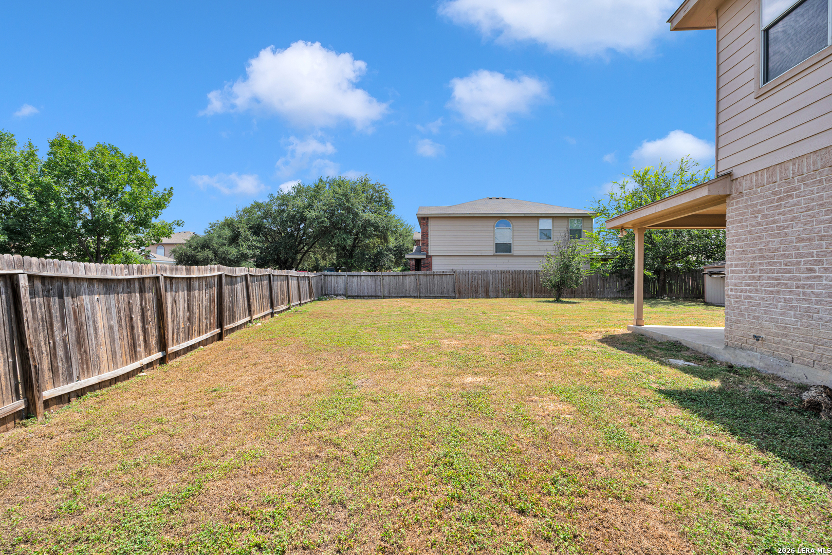 main property photo 27